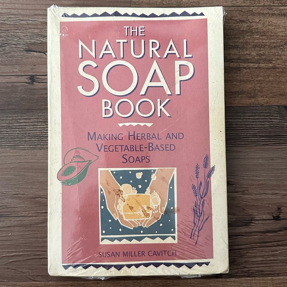 Susan Miller Cavitch Natural Soap Book Paperback Book - Picture 2 of 5
